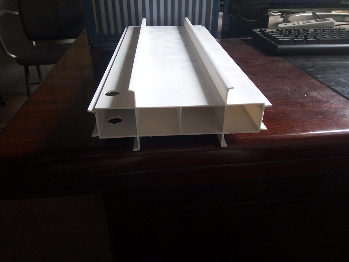 林芝地区立面拉缝板 (1)150MM宽拉缝板